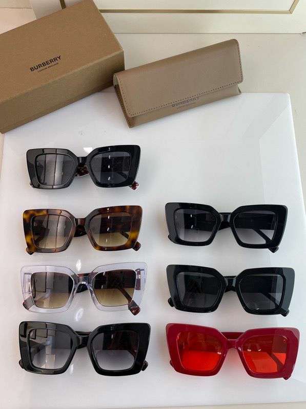 Picture of Burberry Sunglasses _SKUfw46617955fw